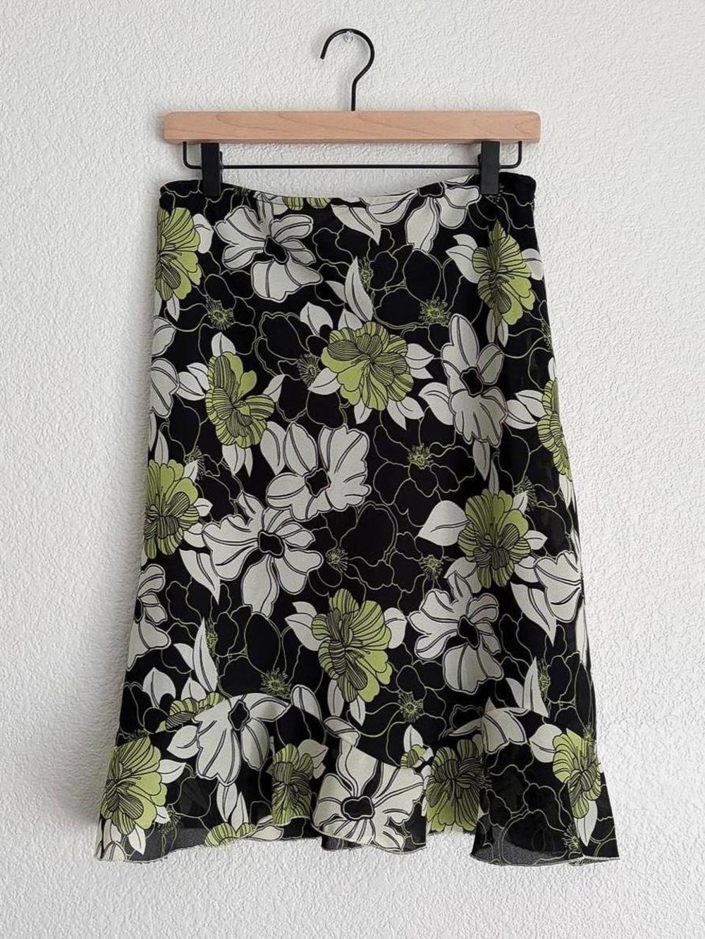 Floral Ruffle Hem Skirt in Black, White & Green